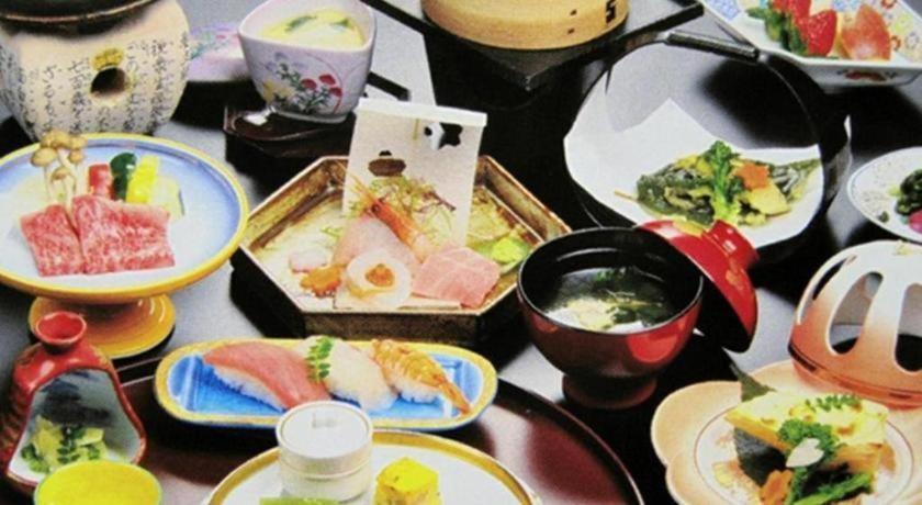 Takeo Onsen Heights Hotel Buitenkant foto